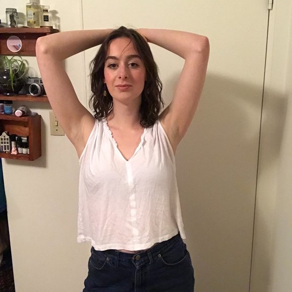 White Tank - Picture 3 of 4